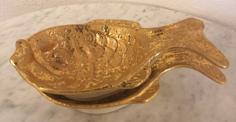 2 Weeping Gold Finished Retired. Fish Shaped CandyNutSnack Dishes Vintage Gorgeous LE MIEUX China Hand Decorated 22 K Gold Two