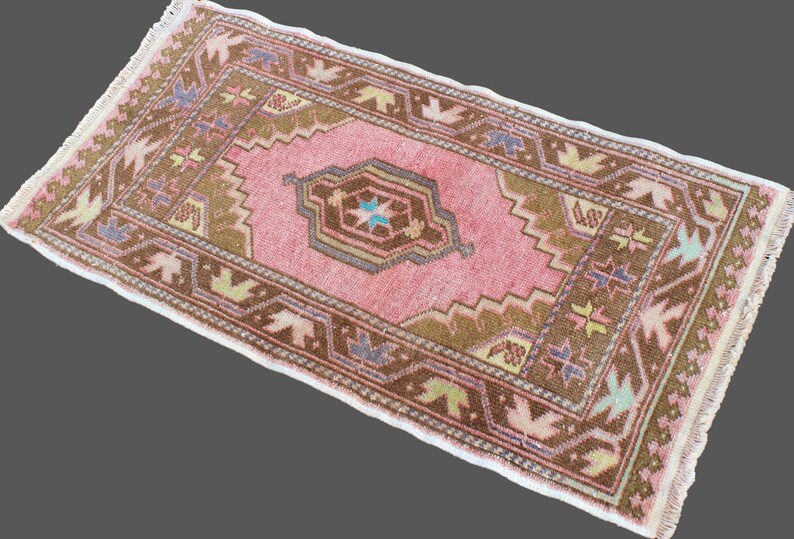 Tribal Decorative Small Rug Pale Color Distressed Vintage Door Mat 3x2 feet Turkish Handwoven Wool Bath Mat Traditional Organic Door Mat