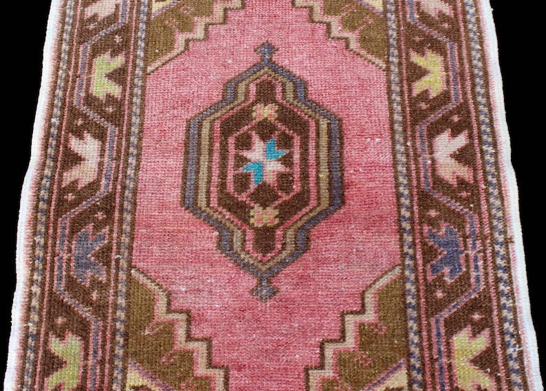 Tribal Decorative Small Rug Pale Color Distressed Vintage Door Mat 3x2 feet Turkish Handwoven Wool Bath Mat Traditional Organic Door Mat