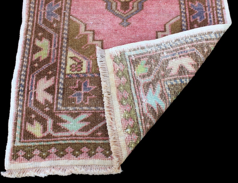 Tribal Decorative Small Rug Pale Color Distressed Vintage Door Mat 3x2 feet Turkish Handwoven Wool Bath Mat Traditional Organic Door Mat