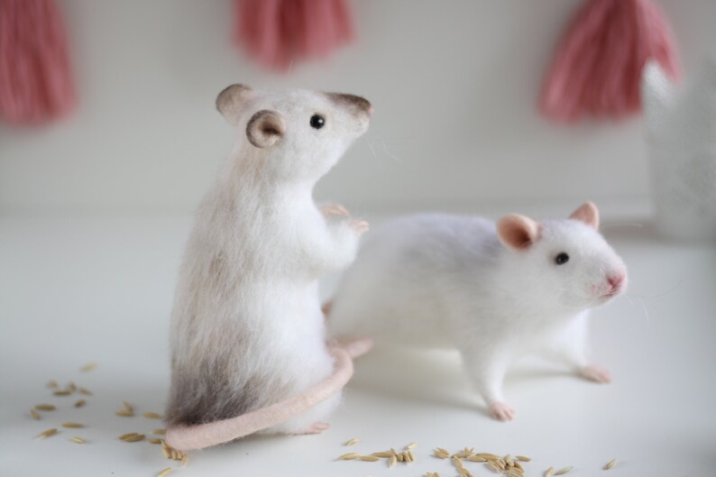 Available for custom order. Rat.Needle felt realistic animal