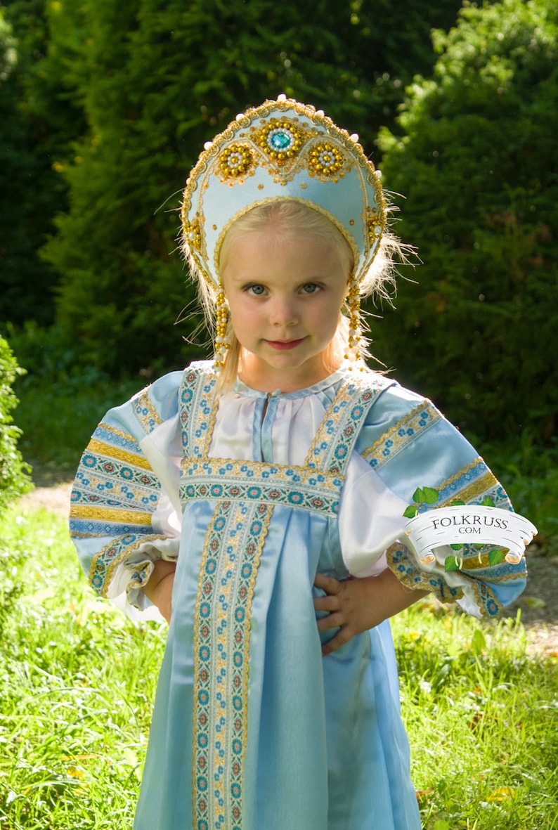 Marvelous traditional Russian headdress Kokoshnik beading | Etsy