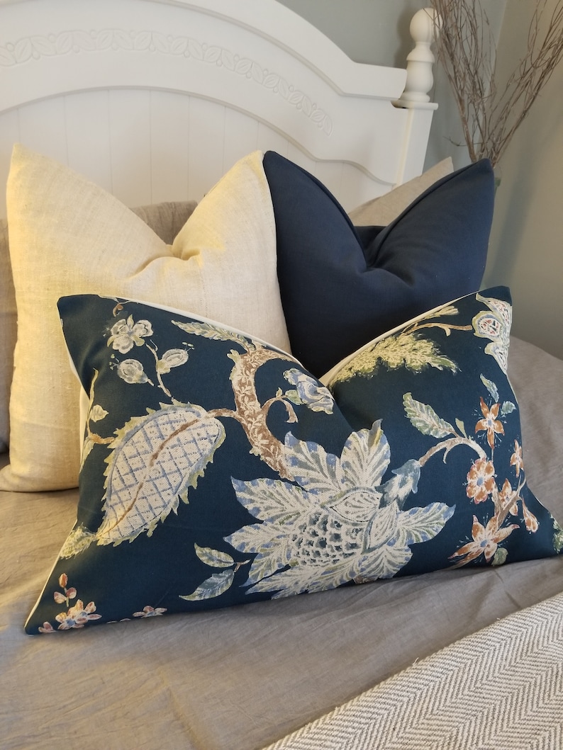 Florals.Dark Blue.Pillowcovers.Toss Pillow.Throw Pillows..Slipcovers.Pillow Cover.Home Decor.Floral.Branch