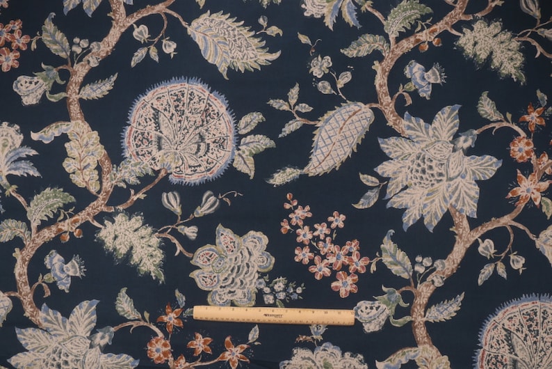 Florals.Dark Blue.Pillowcovers.Toss Pillow.Throw Pillows..Slipcovers.Pillow Cover.Home Decor.Floral.Branch