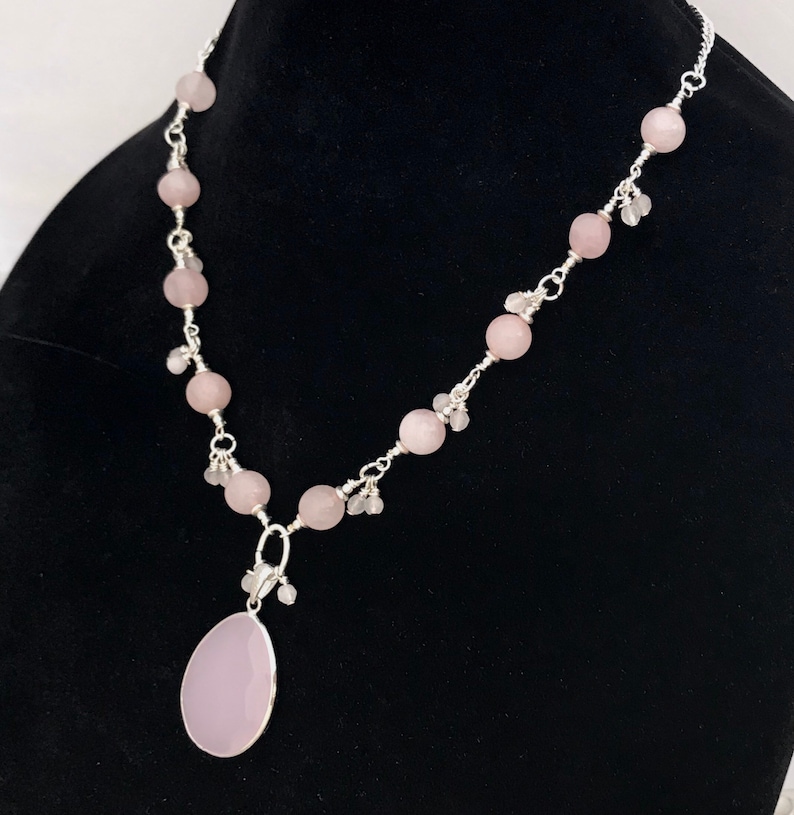 pink beaded necklace cluster dangling earring set handmade gift for het attraction classic elegant Rose quartz gemstone simple pendant
