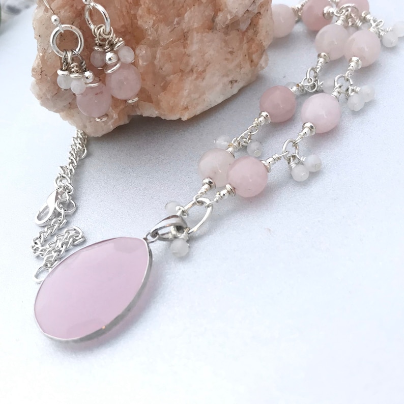 pink beaded necklace cluster dangling earring set handmade gift for het attraction classic elegant Rose quartz gemstone simple pendant