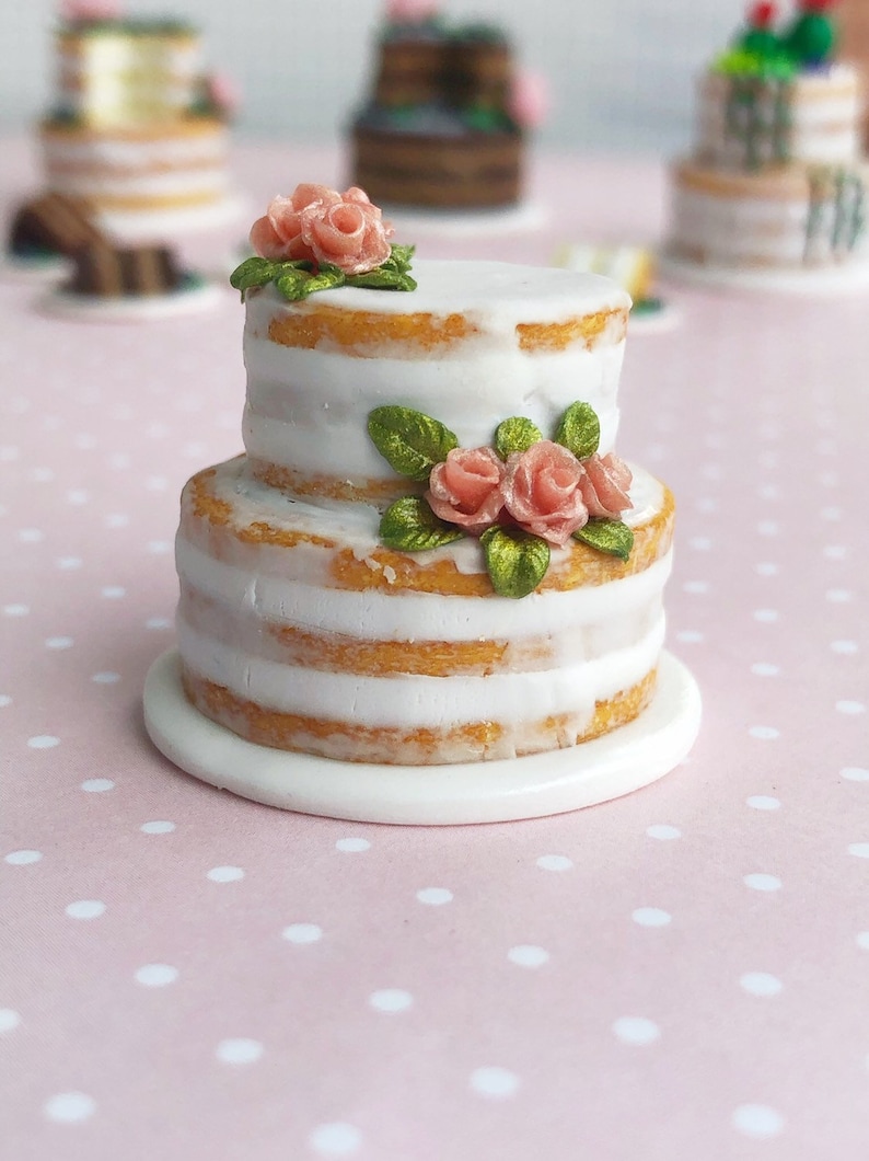 Miniature food for dollhouse fake naked wedding cake with flowers for dolls polymer clay food for dollhouse 1:12 scale