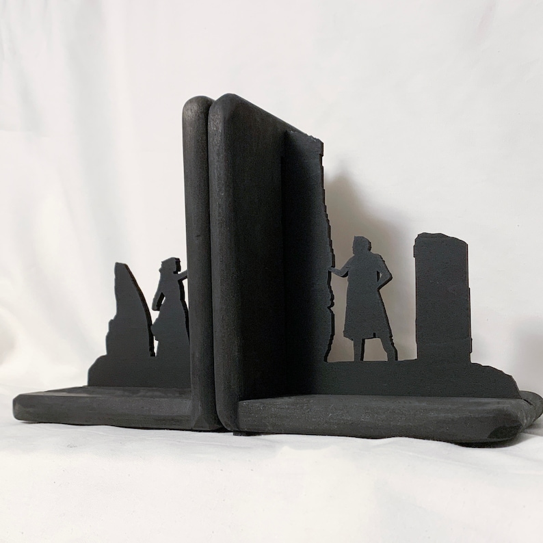 Outlander Bookends/Outlander gift/Scotland/book shelf/Craigh | Etsy