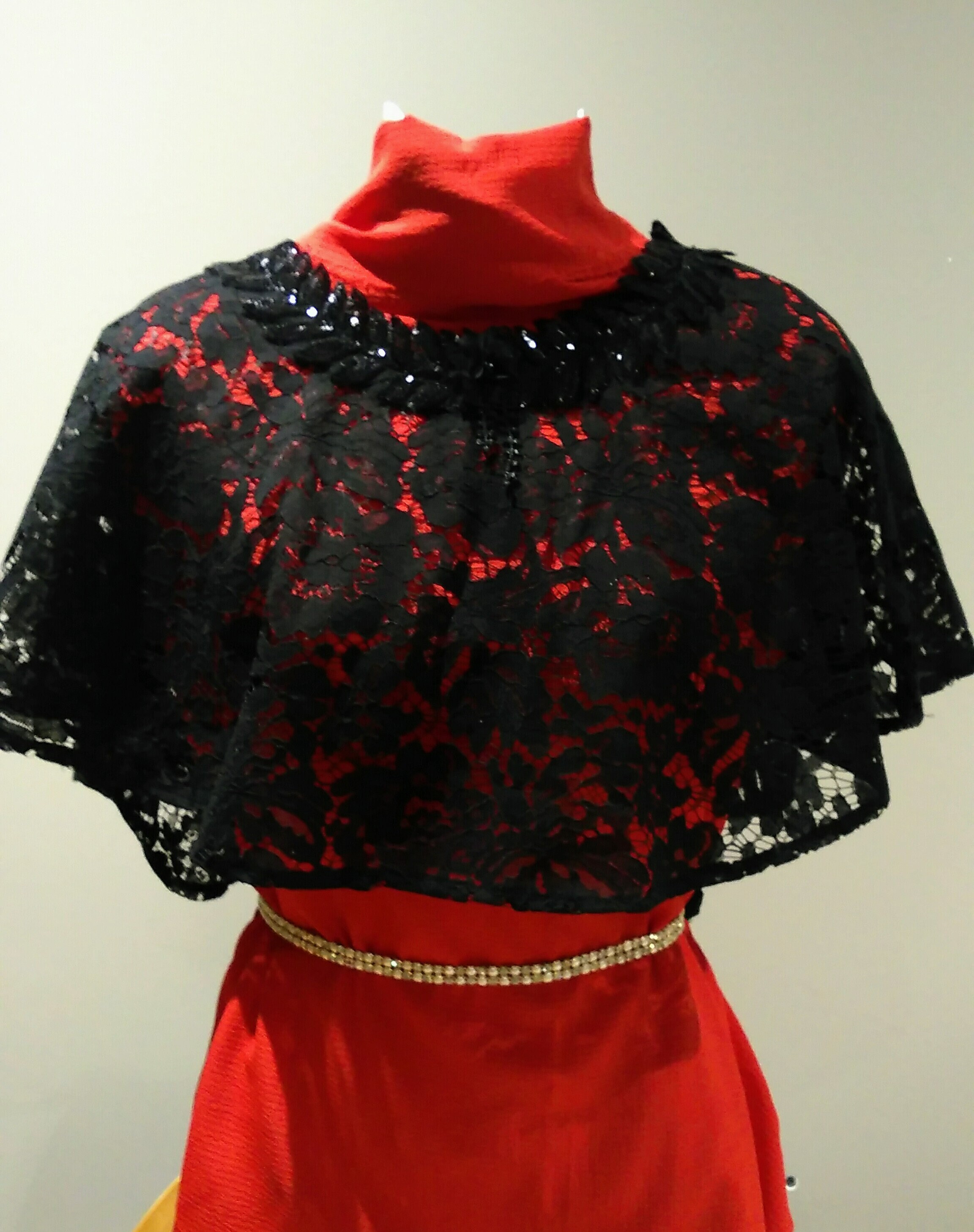 Black Lace Capelet with sequin trim Bridal capelets Shawl | Etsy