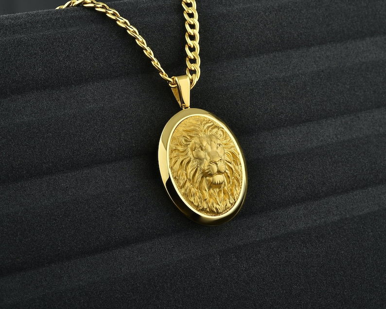 Personalized Solid Gold Mens Lion Necklace 18K Gold Oval Lion Etsy