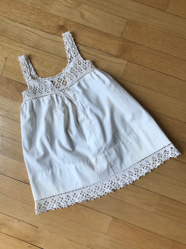 Vintage 1950/'s Hand Crocheted Top Baby Sun Dress Infant Doll Petticoat Slip