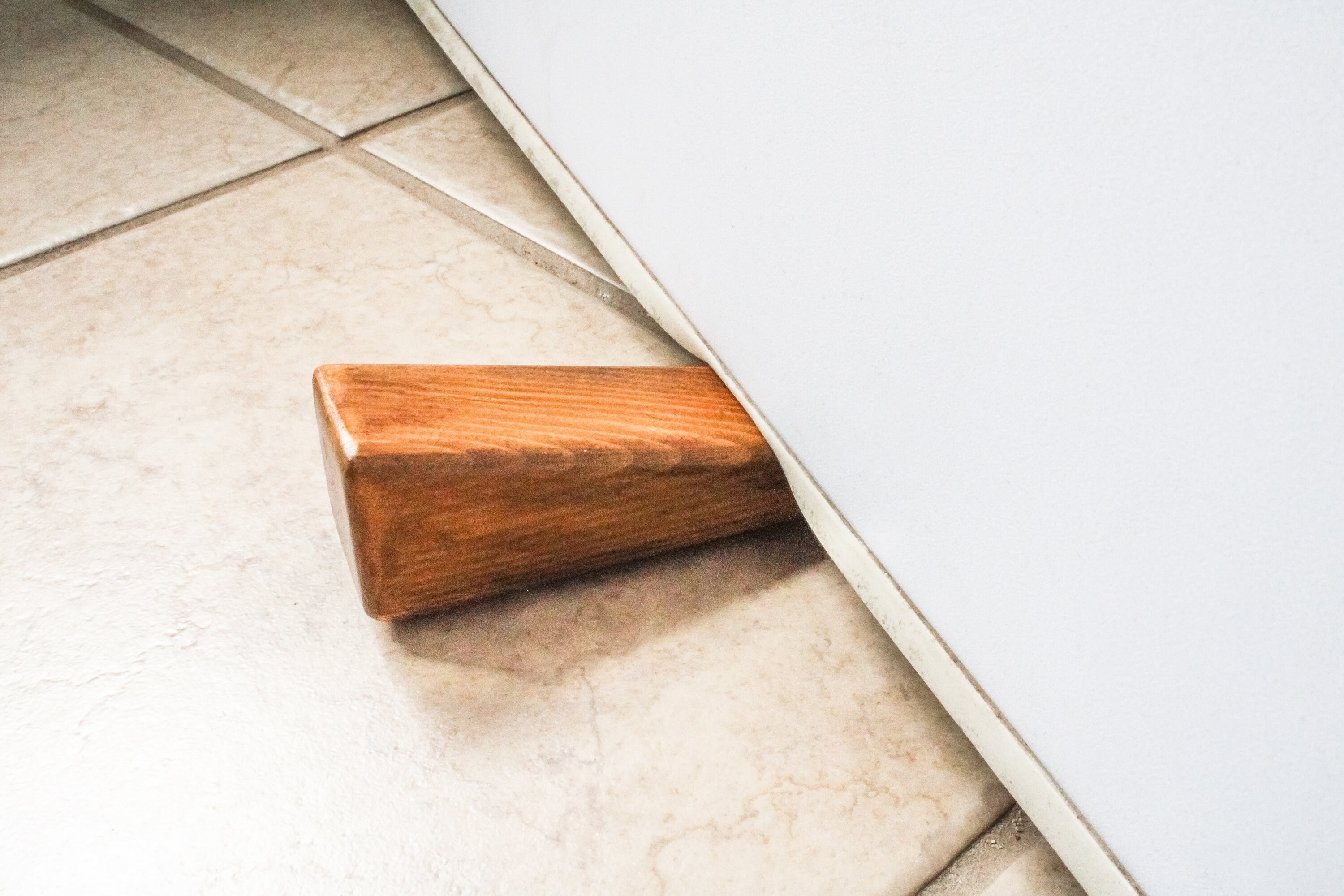 Tope de puerta de madera cuña de puerta con un acabado | Etsy