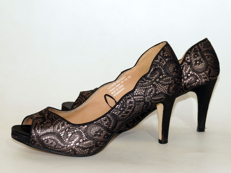 ladies black wide fit shoes