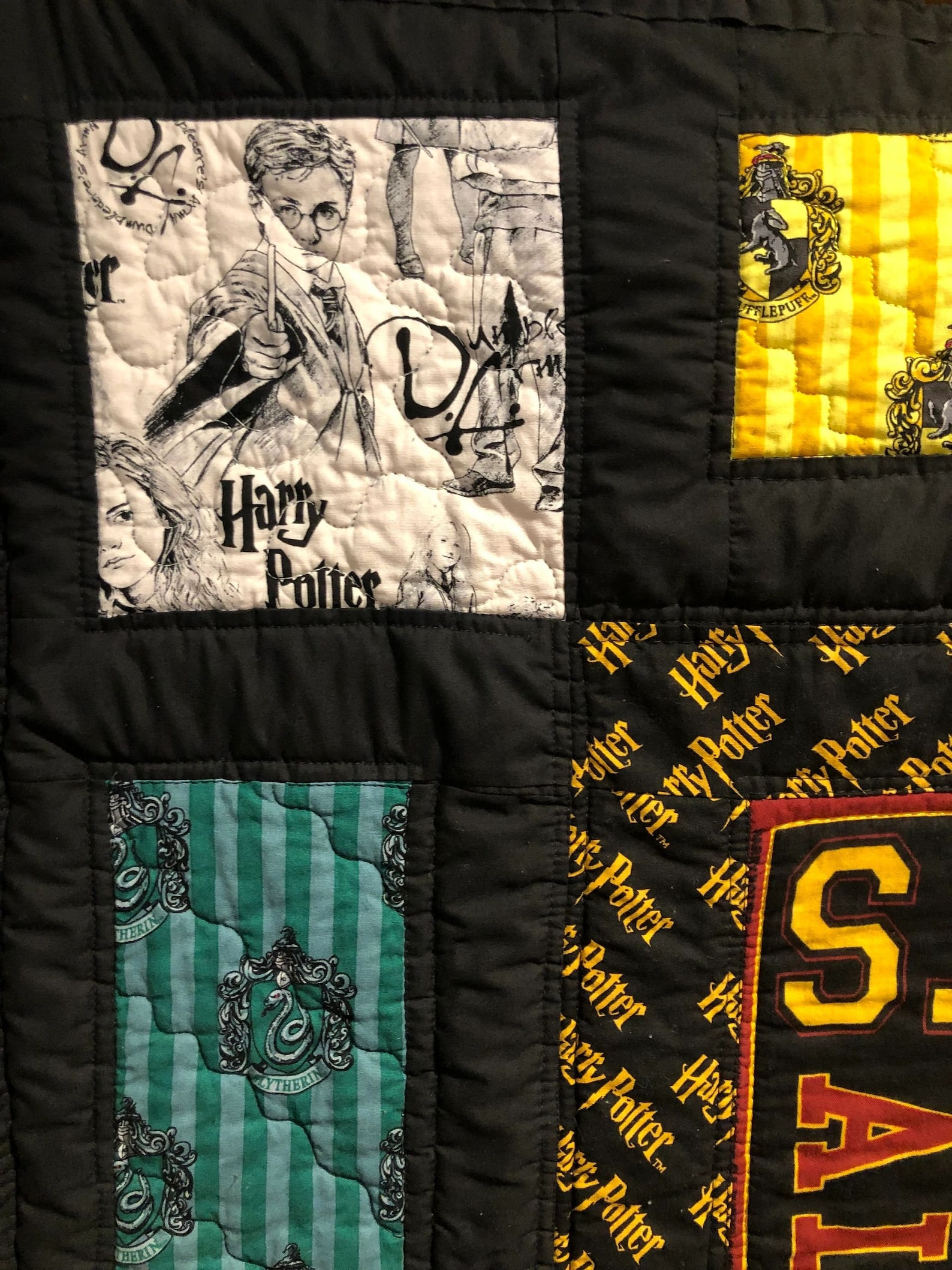 harry-potter-hogwarts-house-quilt-halloween-decor-free-etsy