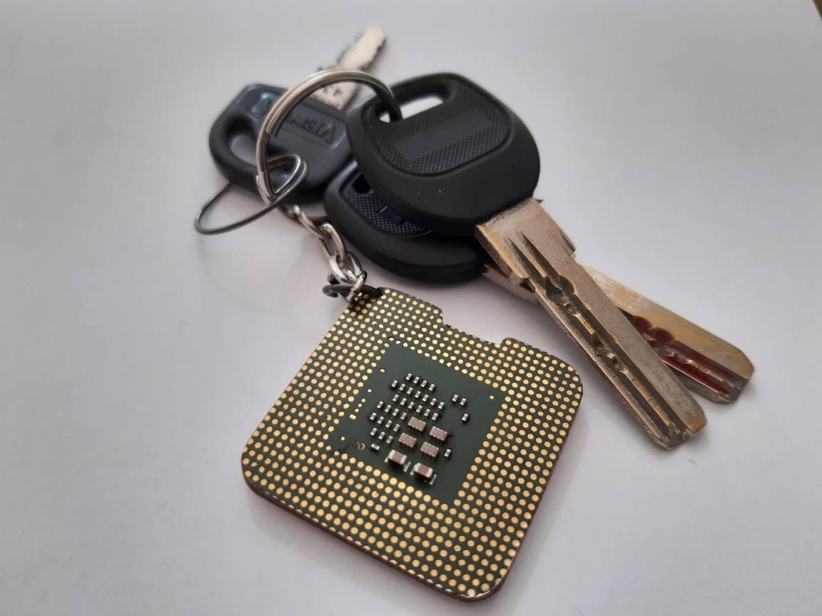 Intel Keychain Intel 750 Intel Keychains - Vintage Computer Chip Collectibles ...