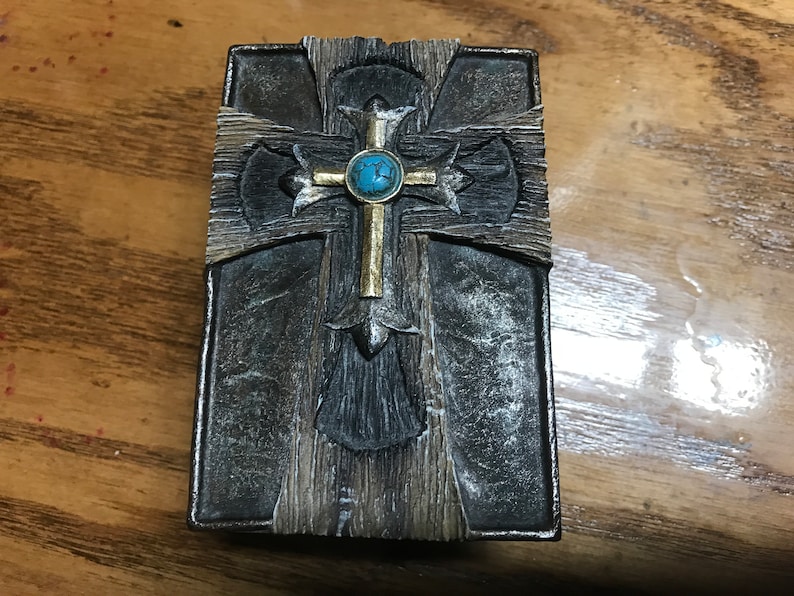 Cross Jade Jewelry Box