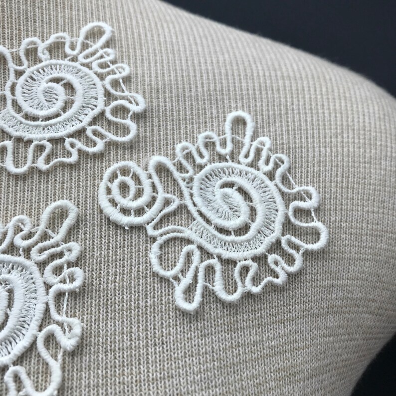 Lace Material Applique Swirl Applique Bridal Applique White Lace Applique Small Lace Patch Light Ivory Lace Applique Floral Applique