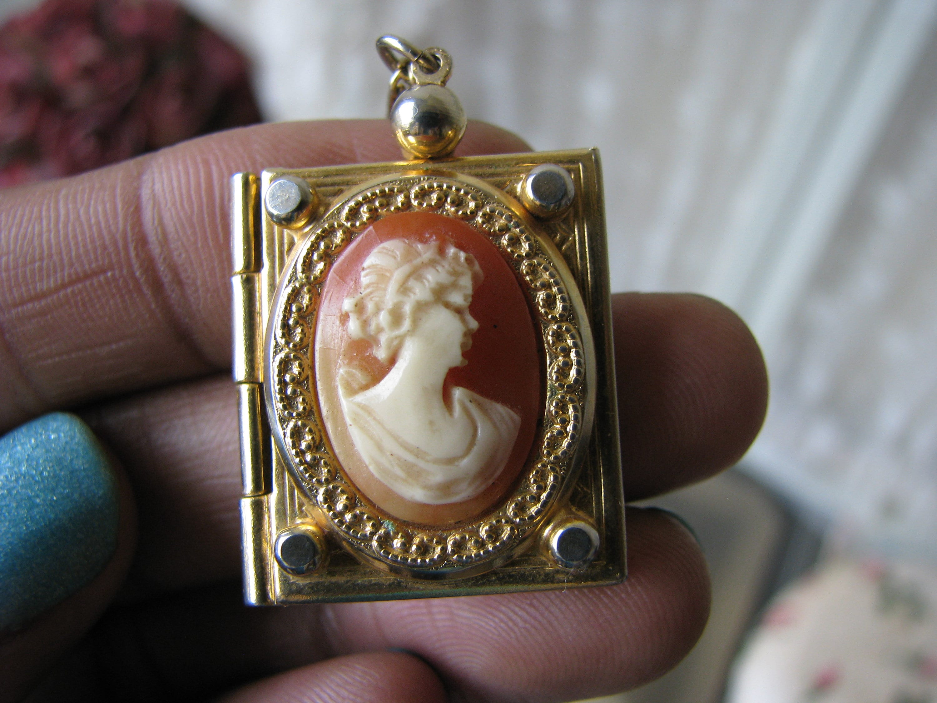 Cameo Book Locket Vintage Cameo Locket Vintage Book Locket Etsy