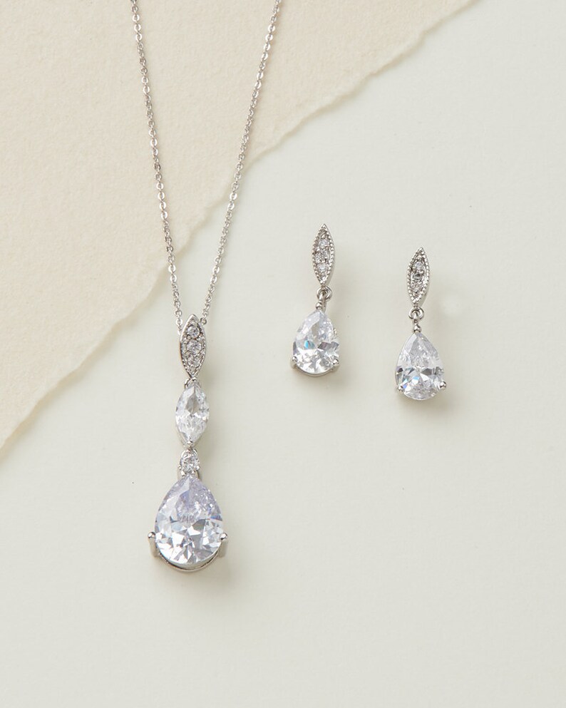 Silver Bridesmaid Jewelry Set Cz Bridal Party Jewelry Moh Etsy 1861