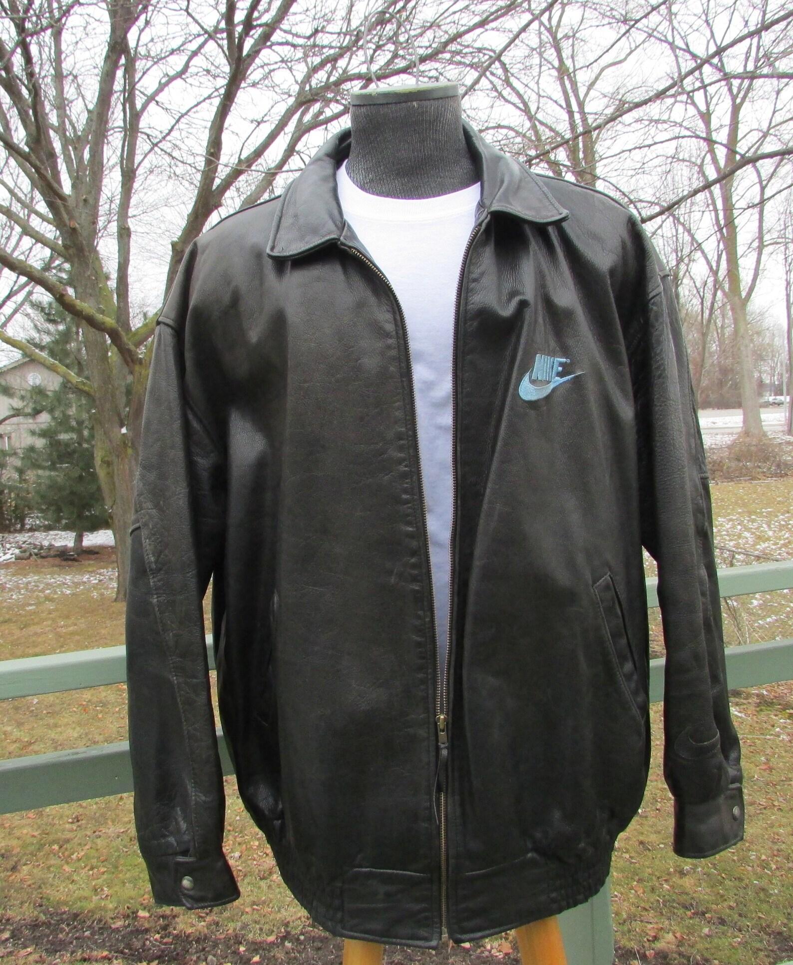 nike leather bomber