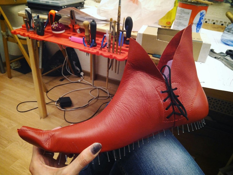 Poulaine stylized shoes / made to order medieval history Etsy
