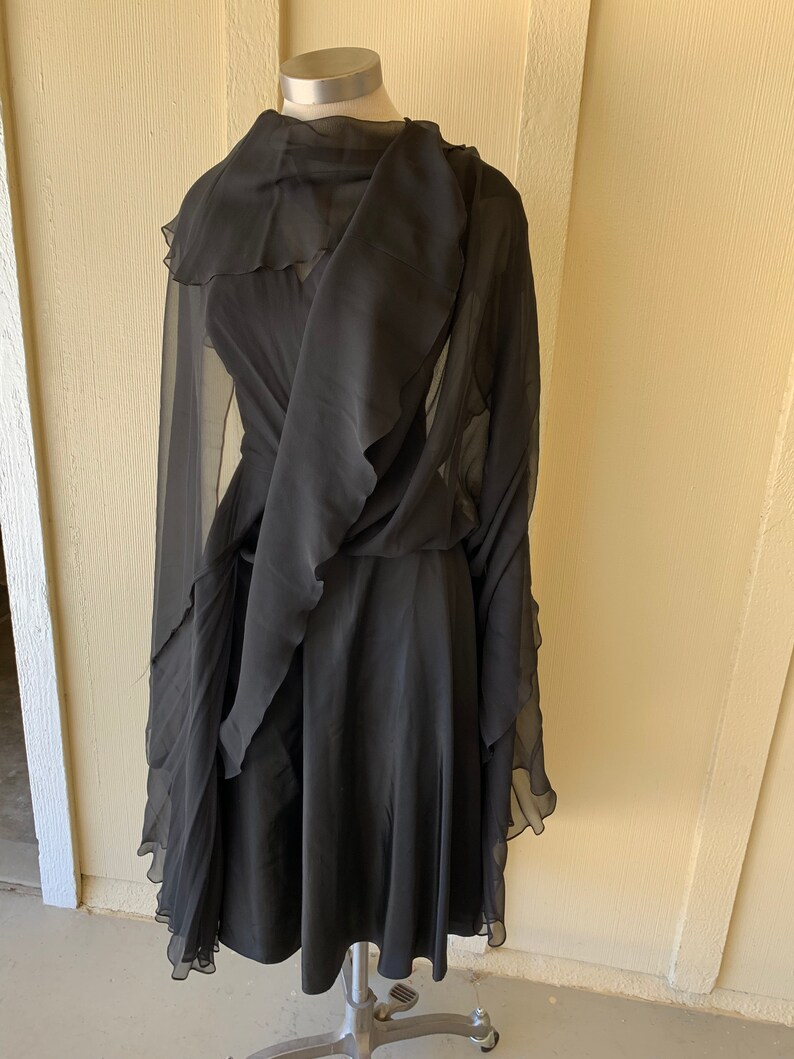 old hollywood cocktail attire